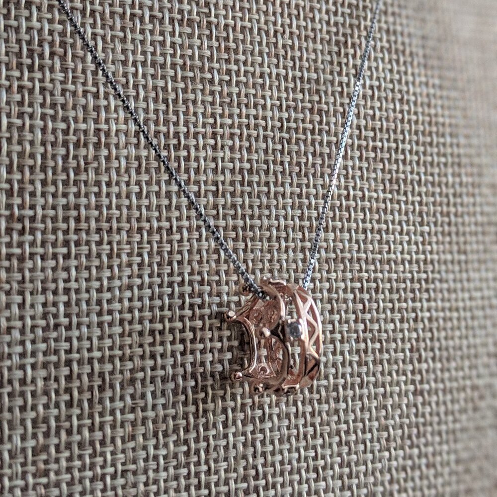 Sterling Silver Elegant Crown Necklace